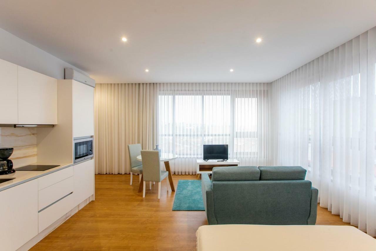 Casa De Cristal Apartment Porto Bagian luar foto